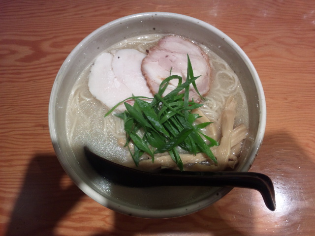 鶏チャーシュー麺