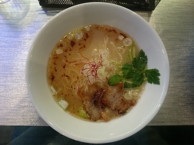XO醤薫イベリコ豚の玄瑛流ラーメン