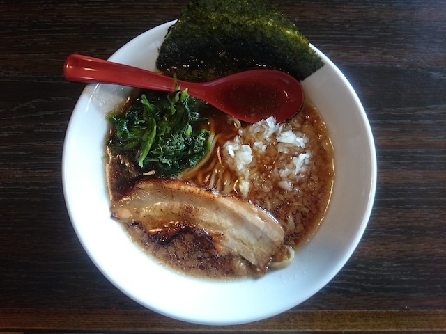 醤油らーめん