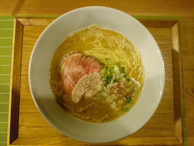 鶏白湯そば