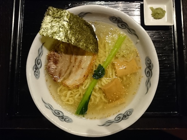 龍ひげ塩らぁめん