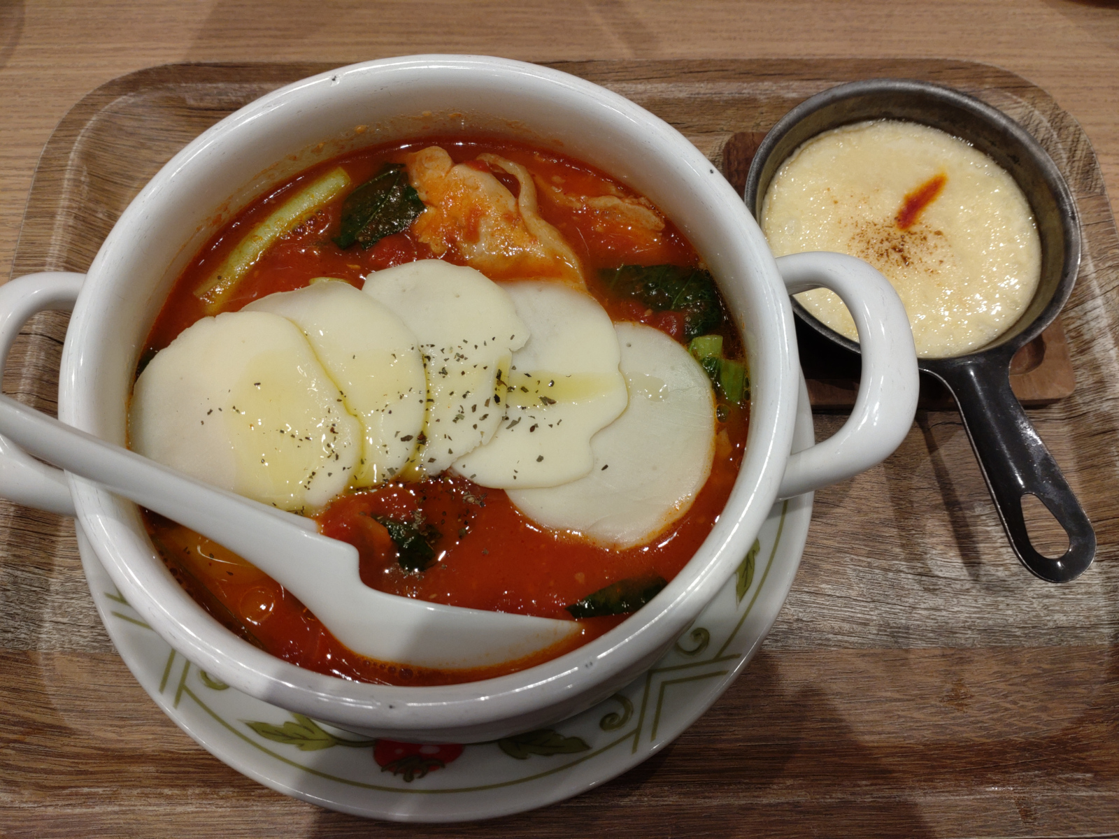 太陽のチーズラーメンwith魅惑のラクレット
